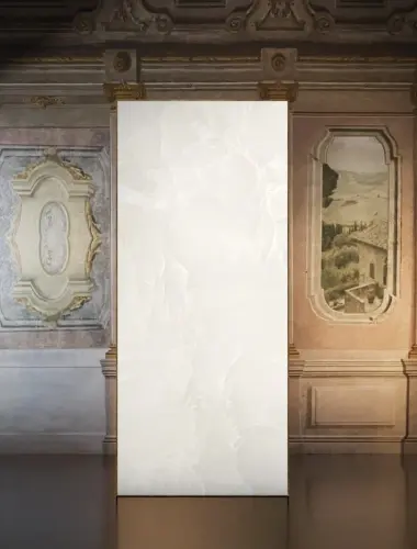 126000_1.webp