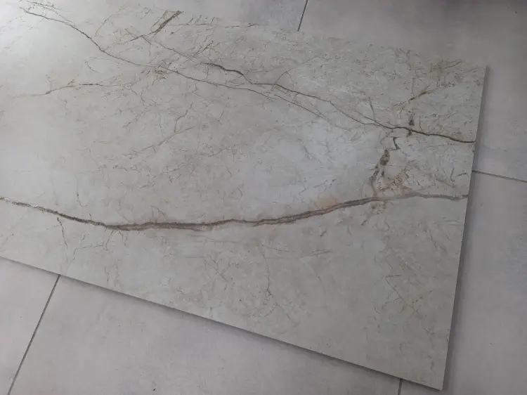 avorio bianco cr3.jpg