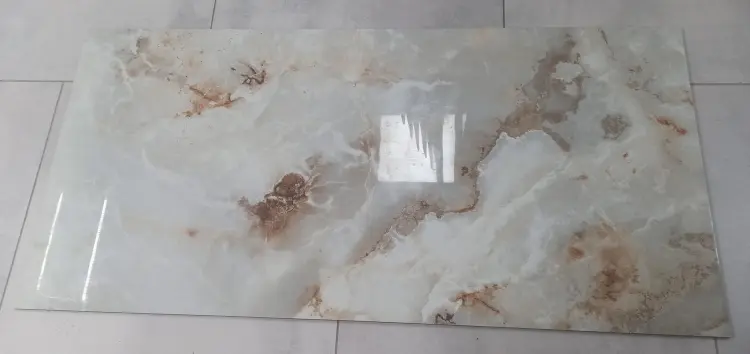 ONYX FLORIM1.jpg