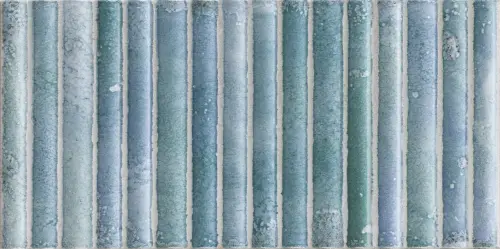 wynn blue.jpg