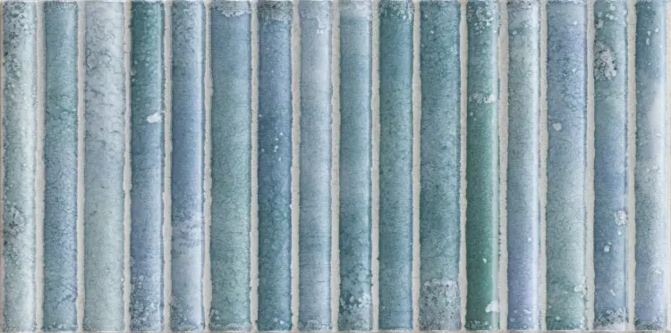 wynn blue.jpg