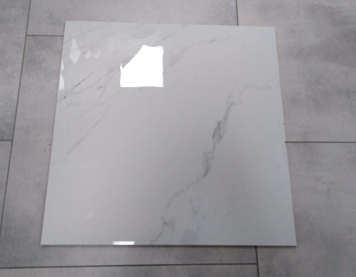 Płytki biały marmur 60x60 Carrara Bianco